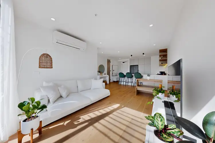 202/1110 Dandenong Road, Carnegie VIC 3163