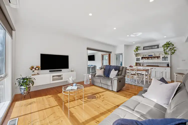 Fourth view of Homely house listing, 2 Veronica Street, Bentleigh East VIC 3165