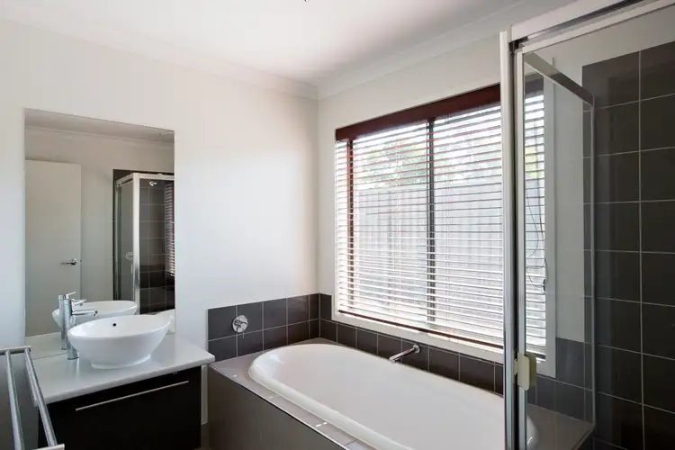 Fifth view of Homely house listing, 1 Maurie Paull Court, Mount Clear VIC 3350