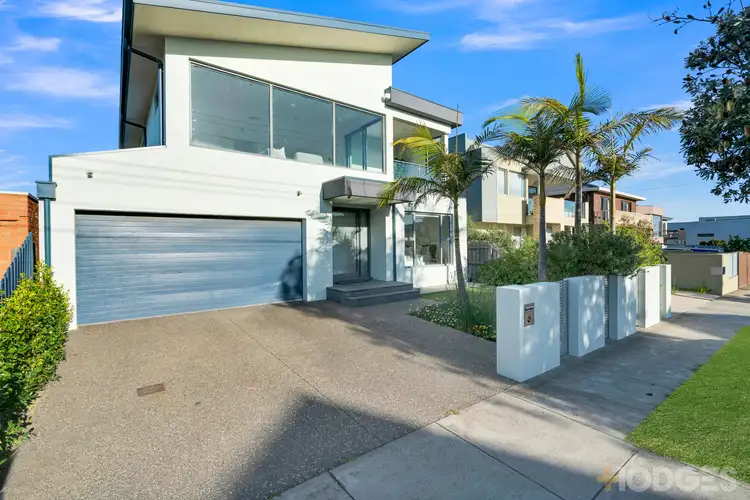 12 Antibes Street, Parkdale VIC 3195