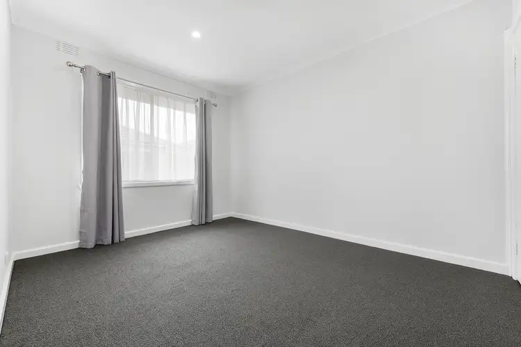 Fifth view of Homely unit listing, 3/2 Avonhurst Drive, Glen Waverley VIC 3150
