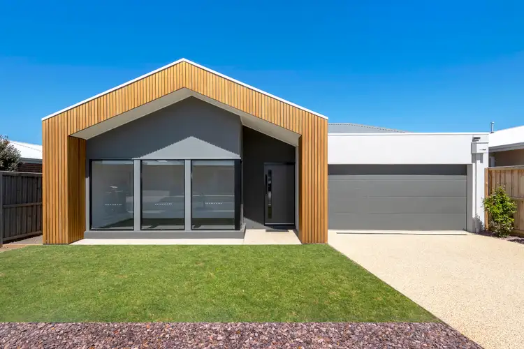 17 Wattleside Dr, Ocean Grove VIC 3226