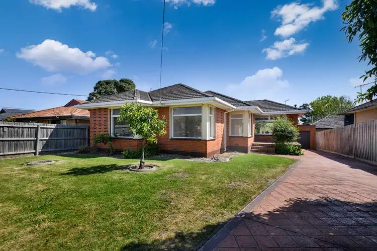 5 Farm Road, Oakleigh South VIC 3167