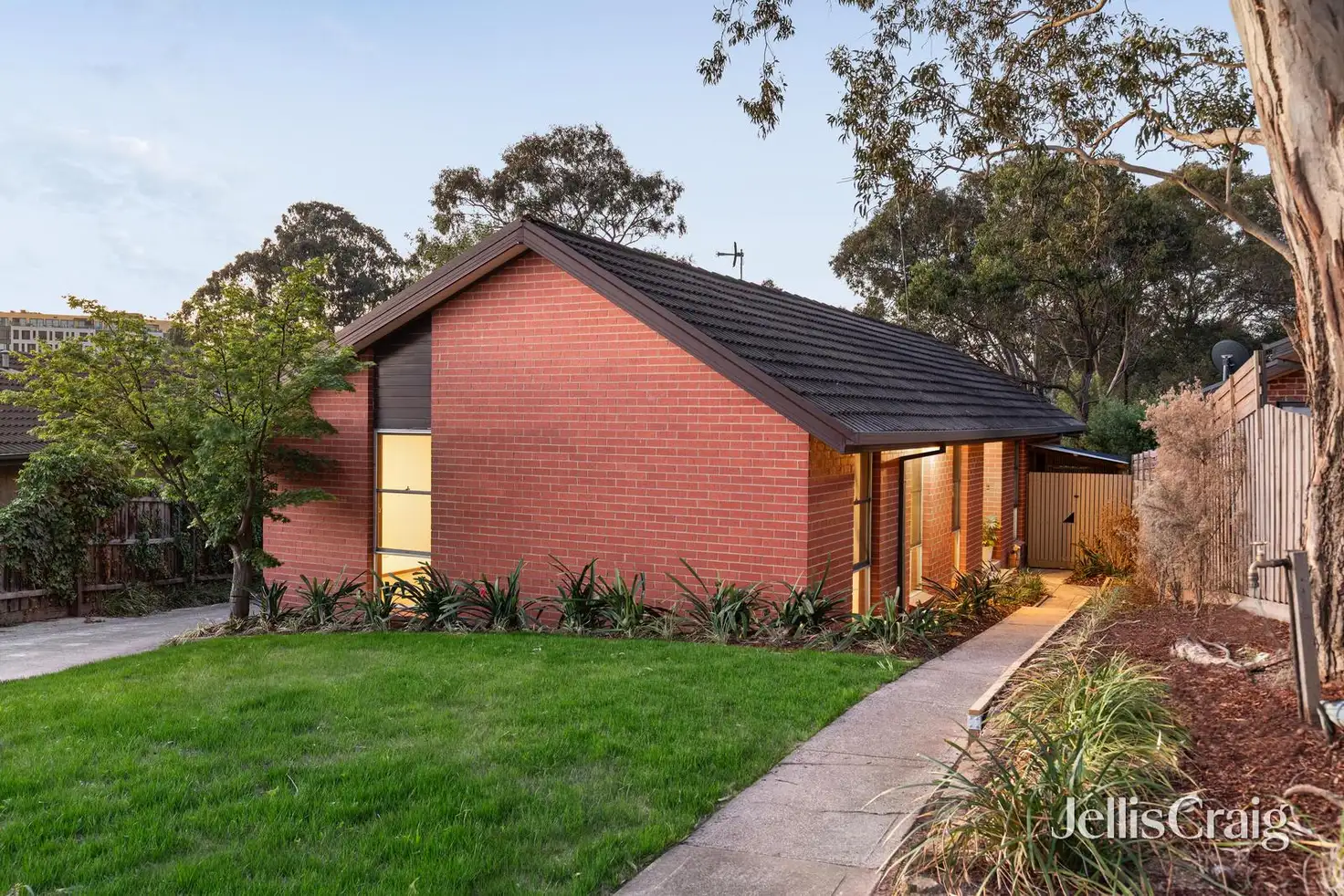 Main view of Homely villa listing, 1/11 Fahey Crescent, Yallambie VIC 3085