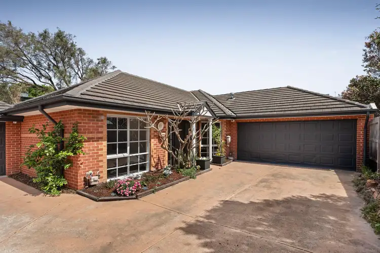 2/8 Ebden Avenue, Black Rock VIC 3193