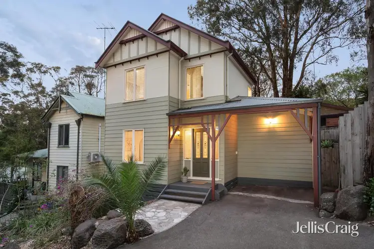 2/12 Dering Street, Diamond Creek VIC 3089