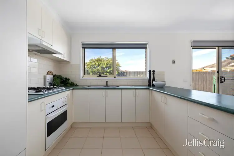 Sixth view of Homely townhouse listing, 2/12 Hull Street, Bentleigh East VIC 3165