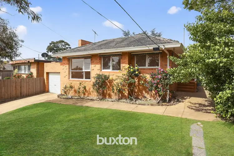 32 Yertchuk Avenue, Ashwood VIC 3147