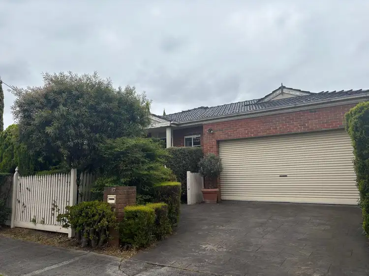1/17 Headingley Rd, Mount Waverley VIC 3149