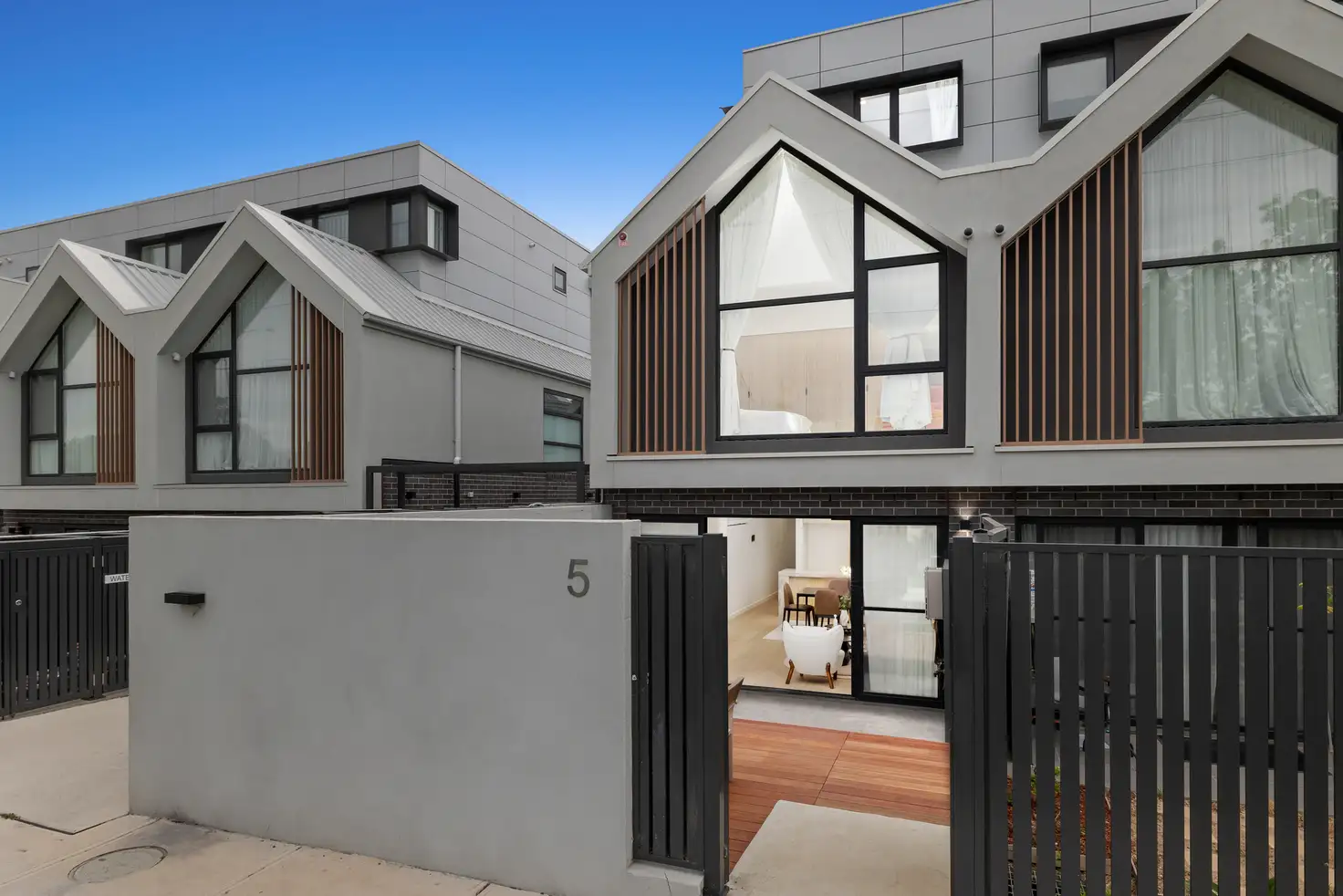 Main view of Homely townhouse listing, 5/666 North Road, Ormond VIC 3204