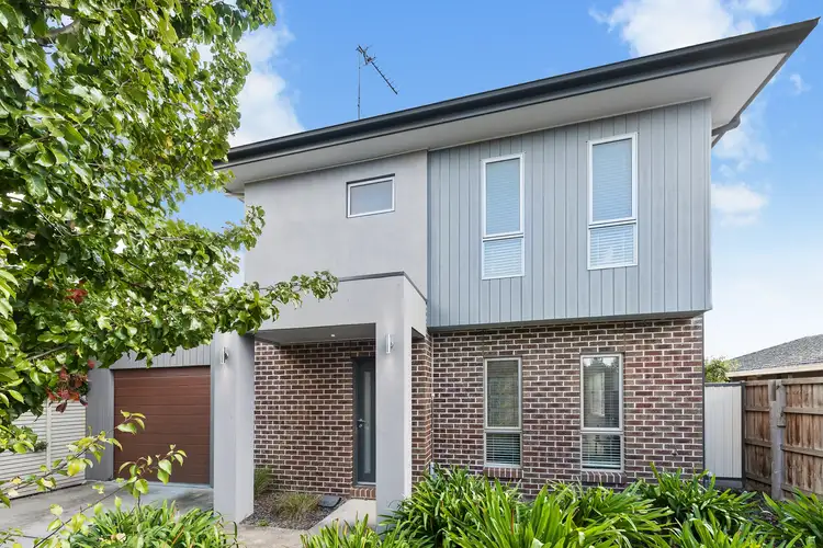 19 Balanada Close, Alfredton VIC 3350