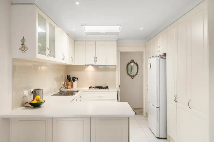 Second view of Homely unit listing, 2/43 Windsor Avenue, Mount Waverley VIC 3149