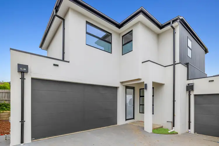 1, 2 & 3/74 Ferntree Gully Road, Oakleigh East VIC 3166