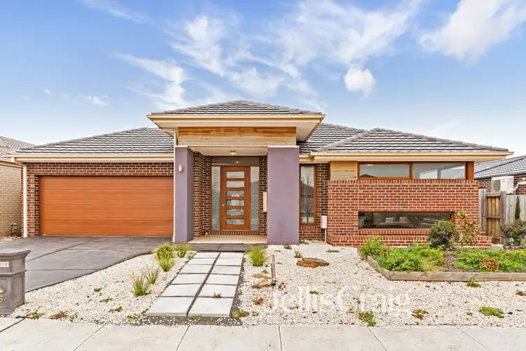 16 Malibu Boulevard, Point Cook VIC 3030
