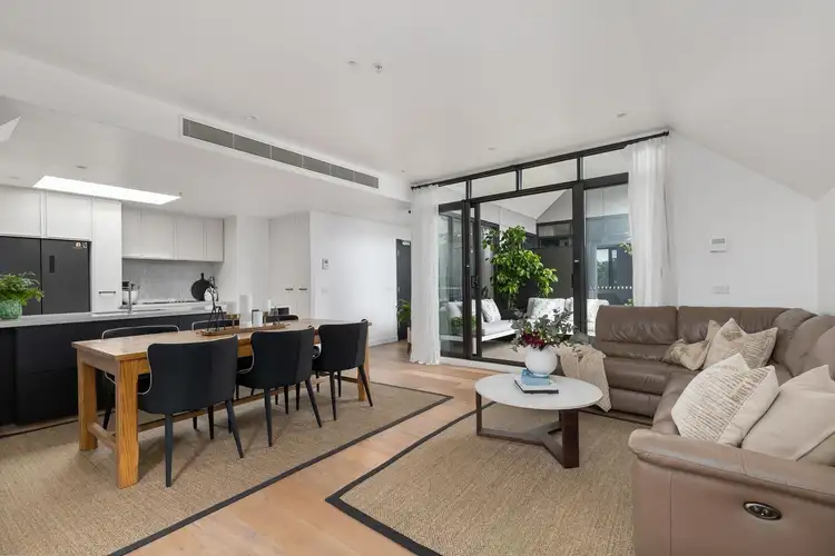 301/1 Norfolk Place, Malvern VIC 3144