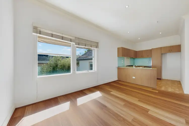 Third view of Homely apartment listing, 6/193 Jasper Road, Bentleigh VIC 3204