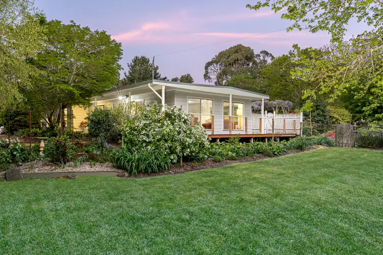 429 State Forest Road, Ross Creek VIC 3351