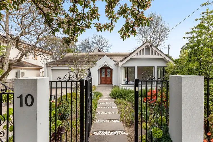 10 Myrniong Grove, Hawthorn East VIC 3123