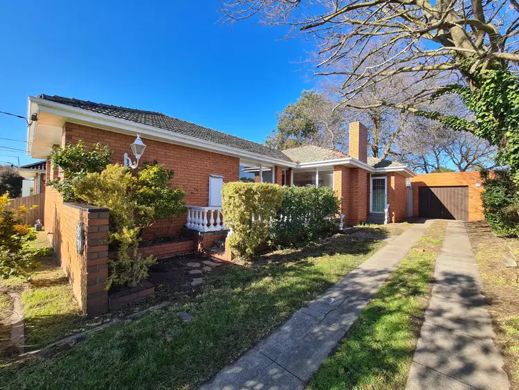 32 Leicester Avenue, Glen Waverley VIC 3150