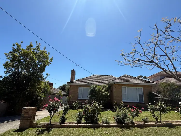 18 Berrima Road, Rosanna VIC 3084