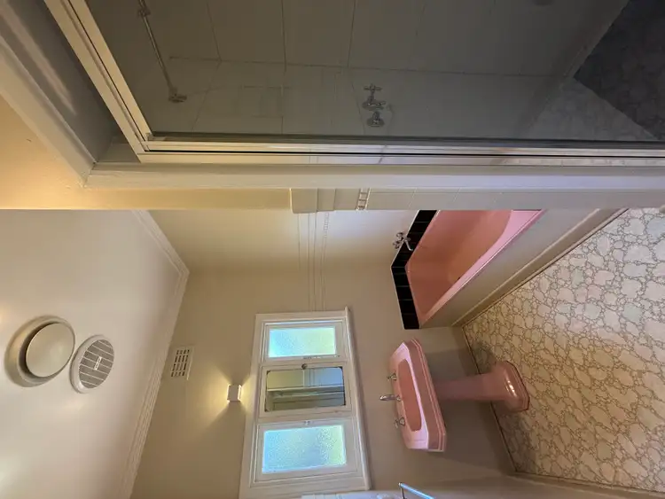 Fifth view of Homely house listing, 18 Berrima Road, Rosanna VIC 3084