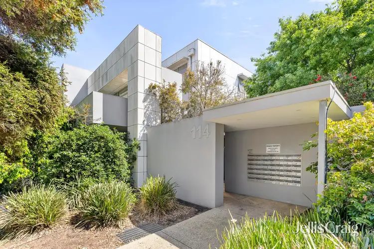 14/114 Mason Street, Newport VIC 3015