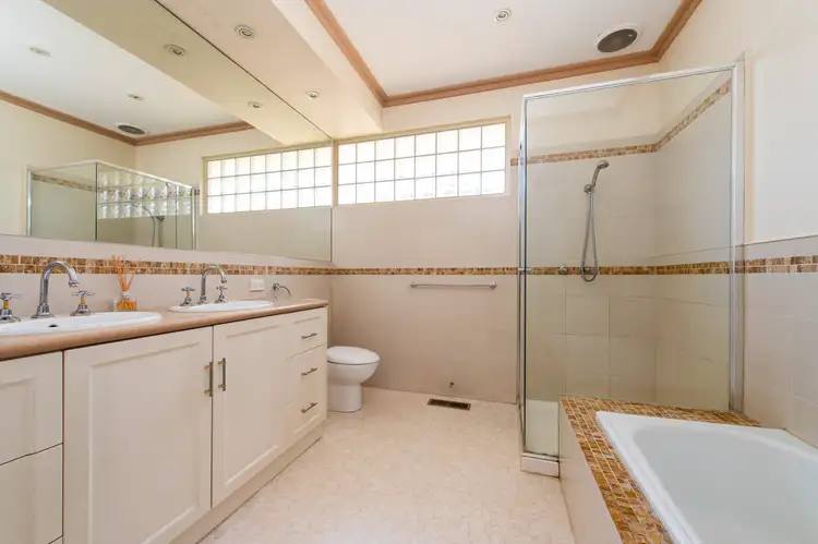 Fifth view of Homely house listing, 2 Barrina Street, Blackburn South VIC 3130