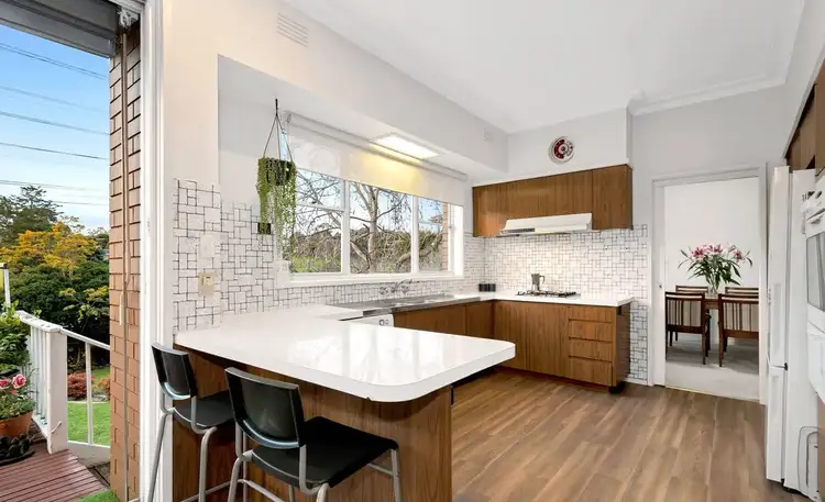 Second view of Homely house listing, 31 Sampson Dr, Mount Waverley VIC 3149