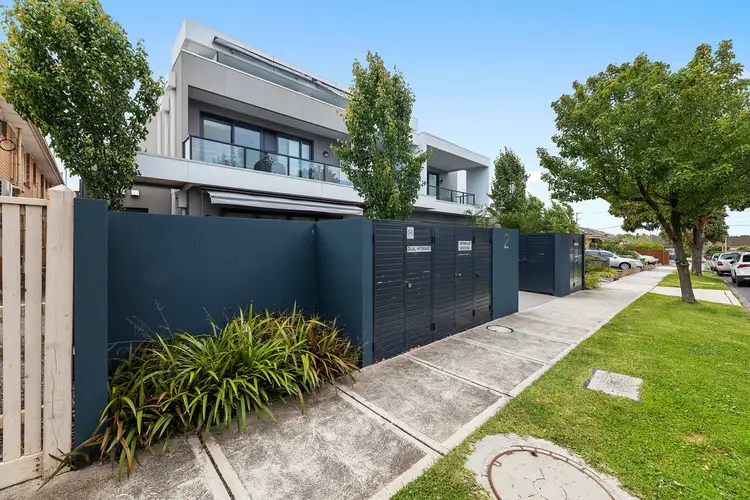 Second view of Homely apartment listing, 2/2 Ormond Road, Ormond VIC 3204