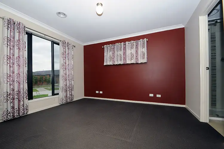Fifth view of Homely house listing, 53 Challenger Circuit, Cranbourne East VIC 3977