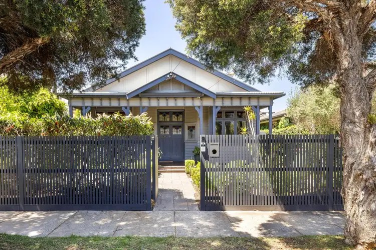 5 Hawthorn Avenue, Caulfield North VIC 3161