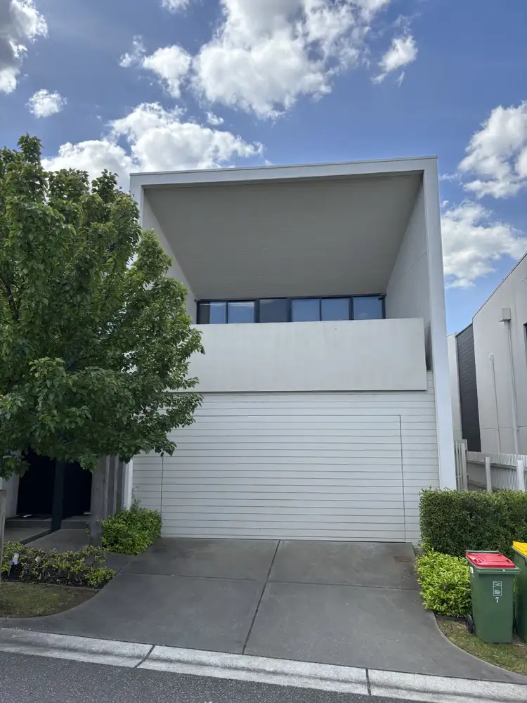 7 Belsay Chase, Chirnside Park VIC 3116