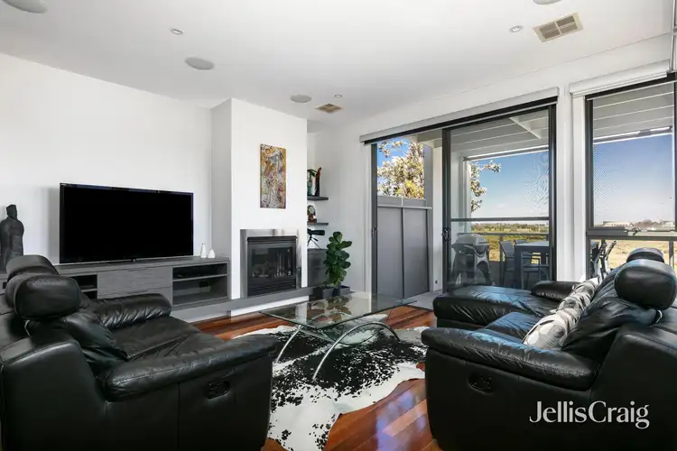 15 Sunset Drive, Williamstown VIC 3016