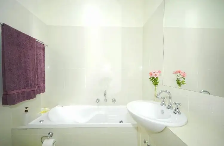 Fourth view of Homely unit listing, 2/14 Elm Grove, Mount Waverley VIC 3149