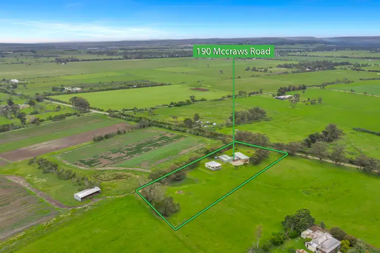 190 McCraws Road, Nar Nar Goon VIC 3812