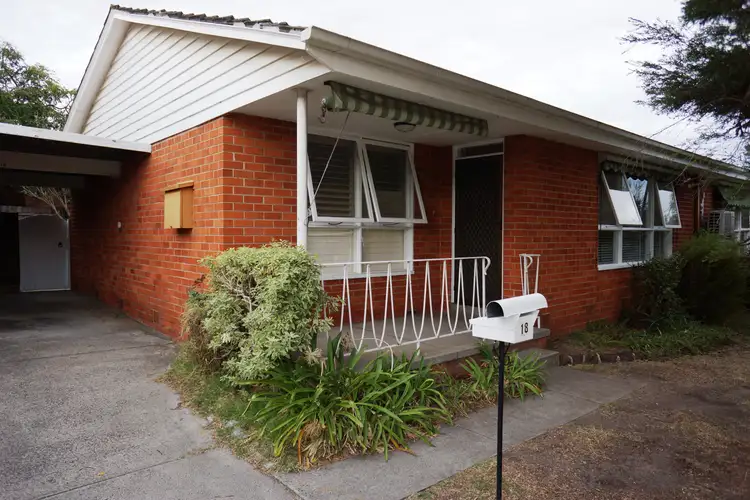 18/34 Maroo St, Hughesdale VIC 3166