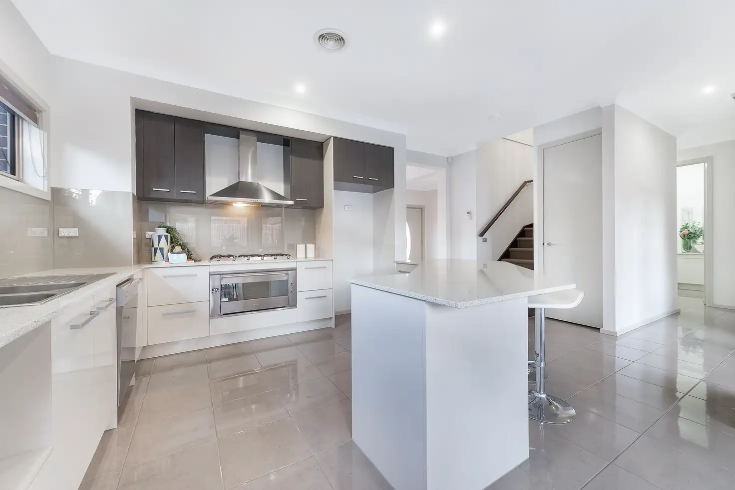 Main view of Homely townhouse listing, 1/11 Mountain Crescent, Mulgrave VIC 3170