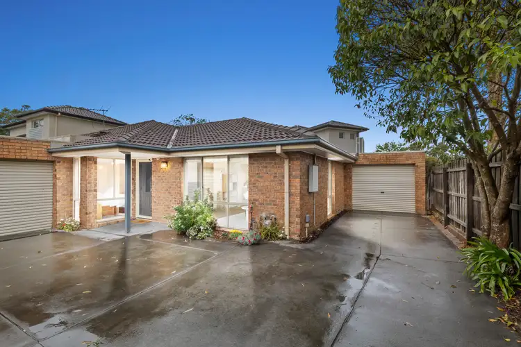 2/10 Bonham Crescent, Oakleigh East VIC 3166