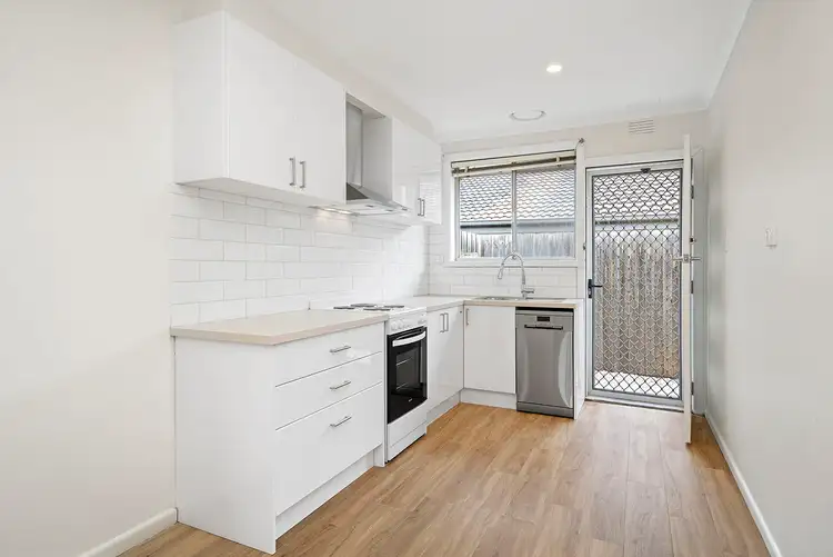 2/12 Blenheim Street, Bentleigh East VIC 3165