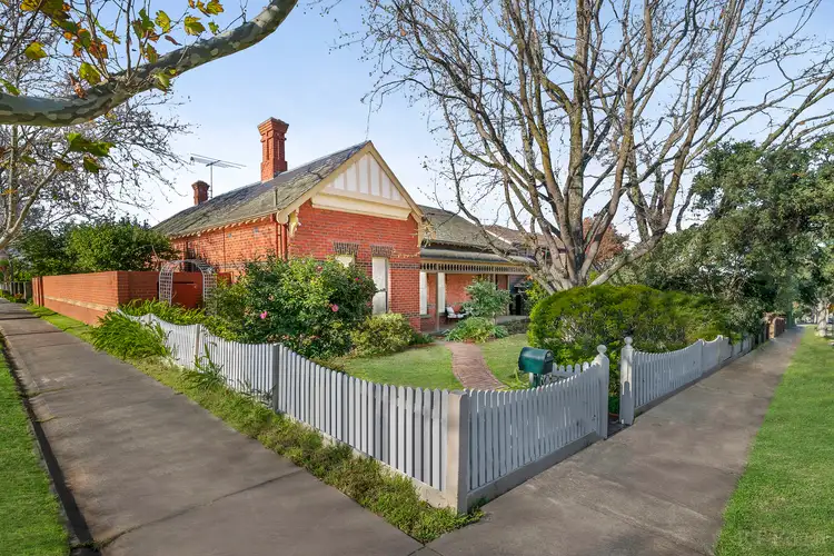 46 Hopetoun Avenue, Canterbury VIC 3126