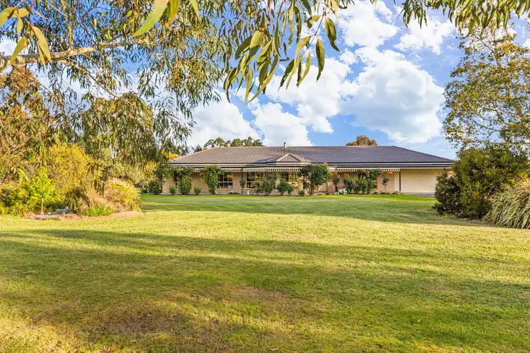235 Jollys Hill Road, Smythes Creek VIC 3351