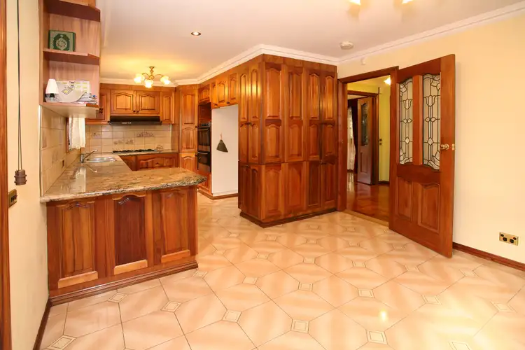 Second view of Homely house listing, 8 Lauriston Court, Mulgrave VIC 3170