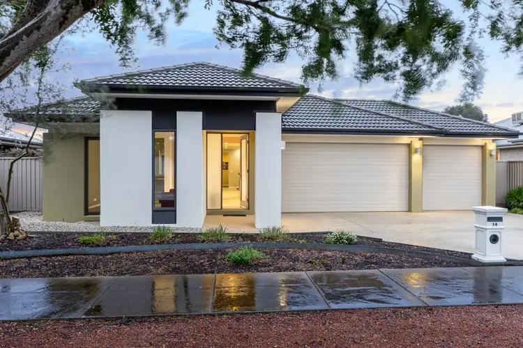 14 Chase Boulevard, Alfredton VIC 3350