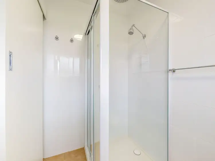 Fifth view of Homely unit listing, 4/50 Lower Dandenong Road, Parkdale VIC 3195