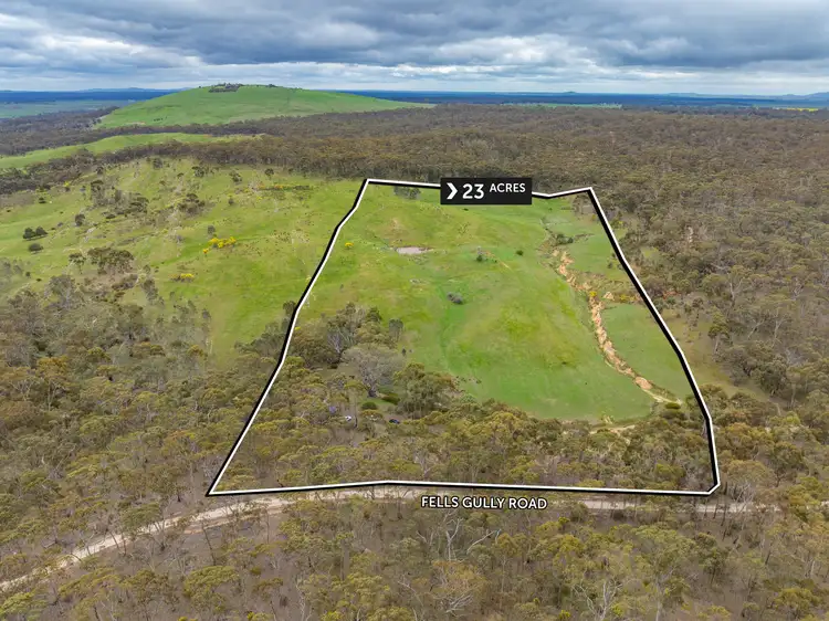 335 Fells Gully Road, Dunach VIC 3371