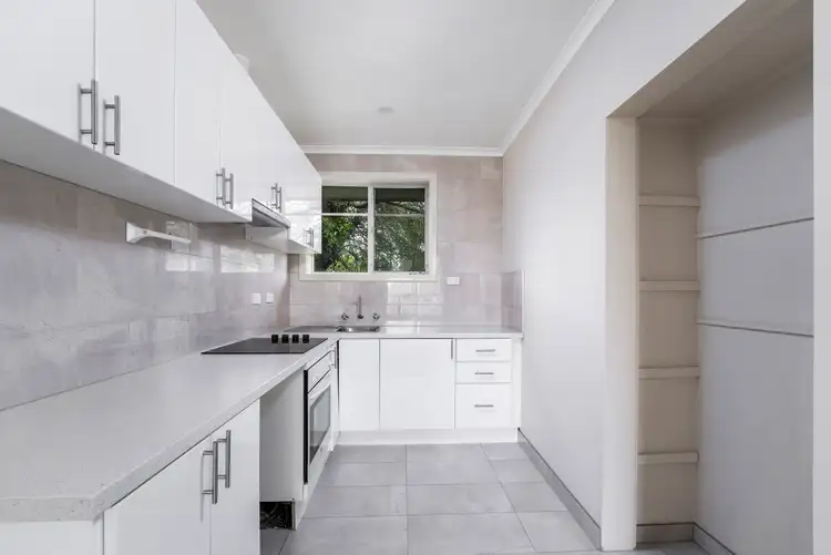 Fourth view of Homely apartment listing, 27/28 Eumeralla Road, Caulfield South VIC 3162