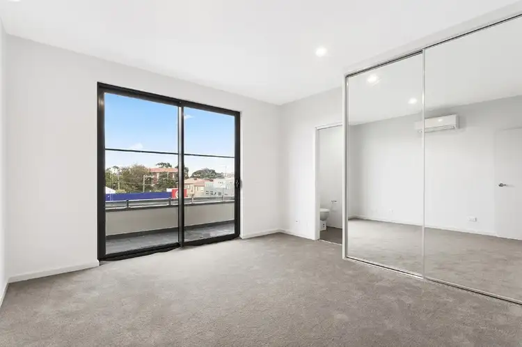 Third view of Homely apartment listing, 3/383 Hawthorn Road, Caulfield South VIC 3162