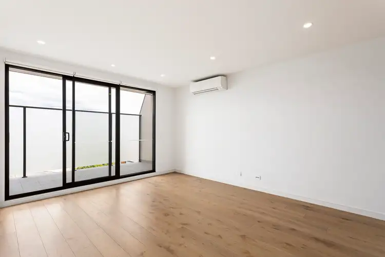 Fifth view of Homely apartment listing, 206/180 Koornang Road, Carnegie VIC 3163