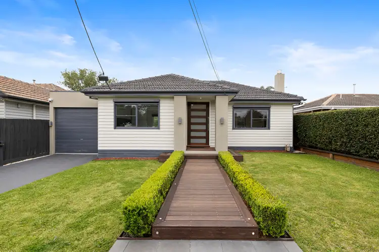 17 Judd Parade, Cheltenham VIC 3192