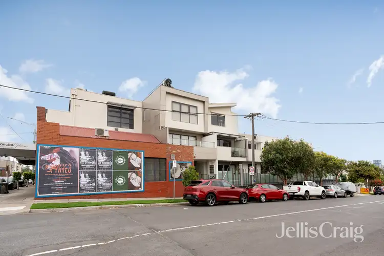 8/69 Melville Road, Brunswick West VIC 3055